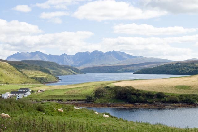 Skye & the Cullins Range © Nigel Bullock 2007
